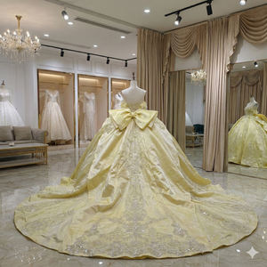 Vestido de Gala Lsmc117 Amarillo con Apliques de Flores 3D, Estilo Vintage, de Organza, para Fiesta de Quinceañera, Dulce 15, 16 Años - Product Image 3