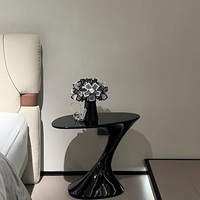 Table d'appoint élégante et rétro de luxe pour salon avec col de cygne Petites tables basses d'angle pour hôtel