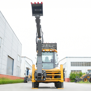 จัดส่งรวดเร็ว มินิแบคโฮ รถตักแบคโฮใหม่ เรโทรเอ็กซ์คาฟวาโดรา 4x4 บรรทุกได้ 3 ตัน - Product Image 1