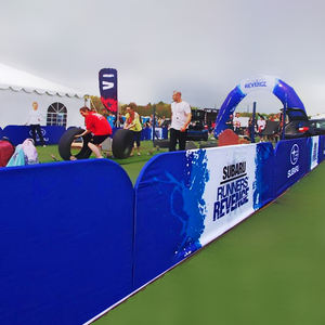 Couverture de barrière en tissu à impression personnalisée double face image personnalisée populaire vente directe d'usine adaptée au contrôle des foules en plein air - Product Image 2