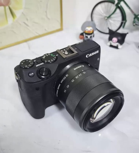 Ready to Ship Canons M3 With 18-55mm  Entry Level Mirrorless Photography APS-C Used Camera