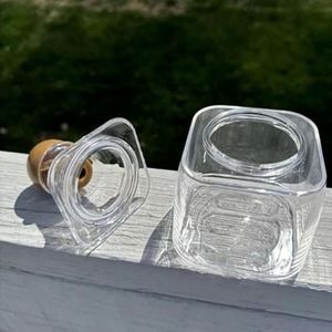 Gobelets réutilisables en gros, bouteilles en plastique pour la tequila avec bouchons - Product Image 2