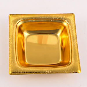 จานสแตนเลสทรงสี่เหลี่ยม ดีไซน์ทันสมัย ลายเรียบ จานขนมหวาน จานเค้ก ถาดใส่ขนม ภาชนะโลหะ ของตกแต่งสไตล์อินส์ - Product Image 1