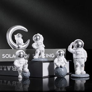 Best Selling Products in Japan Astronaut Resin <strong>Space</strong> Man Astronaut Theme Party <strong>Decoration</strong> Astronaut Garden <strong>Decoration</strong> - Product Image 1