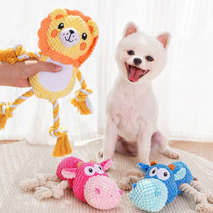 Juguetes de peluche duraderos para perros con cuerda-Juguetes masticables interactivos con forma de animal para perros pequeños y medianos - Product Image 1