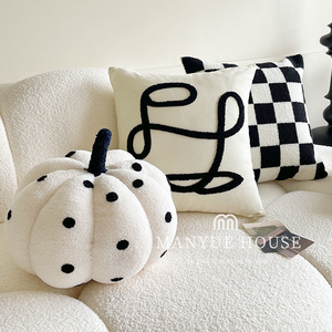 Cuscino per Finestra a Bovindo in Stile INS, Quadrato, con Motivo a Scacchiera, Estetica Francese Crema, Carino, Lusso Leggero, in Camoscio, con Federa Lavabile - Product Image 2