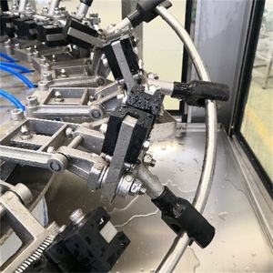 Machine à laver les bouteilles automatique à 18 têtes machine à laver les bouteilles en verre à inversion - Product Image 4