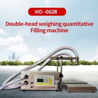 G62B Remplisseuse automatique de liquide à double tête pour le pesage quantitatif de bouteilles en plastique pour l'emballage en vrac