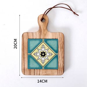 En gros, dessous de plat, dessous de tasse et supports de pot en bois massif, sculptés vintage style Feng Shui, décoratifs et isolants thermiquement - Product Image 3