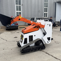Mini-chargeuse compacte diesel 1350 kg économique pour travaux de terrassement, manutention et déneigement, à vendre
