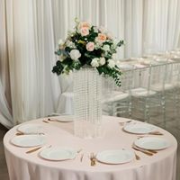 Centres de table de mariage support de fleurs en cristal acrylique transparent carré suspendu supports à gâteaux pour la décoration de gâteaux de mariage