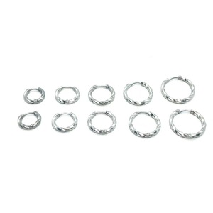 Pendientes de Aro Huggie Trenzados de Acero Inoxidable con Baño de Oro PVD de 18K y 2.5mm para Hombre y Mujer |   Joyería Duradera, Impermeable e Hipoalergénica - Product Image 2