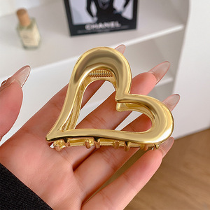 Dowell กิ๊บติดผมโลหะสไตล์<span class=keywords><strong>เกาหลี</strong></span>น่ารัก<span class=keywords><strong>ทรง</strong></span>ลูกบาศก์เซอร์โคเนียแบบด้านหลังแบนติดพลอยเทียมรูปหัวใจแบบผิดปกติขายส่ง - Product Image 5