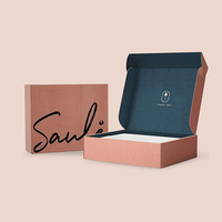 Boîte d'expédition en carton ondulé personnalisée pour robes décontractées de marque, avec gaufrage et doublure en mousse, pour la vente en gros