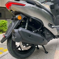 CFMOTO 150SC-F, el Primer Scooter de 150cc y 4 Tiempos con Plataforma Plana en China, con Motor de 149cc Refrigerado por Agua y ABS/TCS para Desplazamientos Urbanos