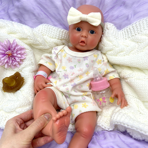 Muñeca Recién Nacida Realista de 17 Pulgadas, Anatómicamente Correcta, de Silicona Suave, Cuerpo Completo, para Niñas, con Piel Pintada en 3D, para Coleccionistas - Product Image 3