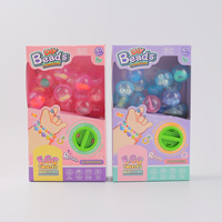 Kit de fabrication de bijoux DIY avec machine à capsules, perles colorées pour la création de bracelets et colliers créatifs pour enfants et filles
