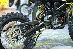 Motocicleta Todoterreno 2026 58V 22Ah, 65km/h, 56km de Autonomía, Ligera, Motor sin Escobillas de 8kW, Cuadro de Aluminio Forjado, para Adultos, Bee Perfo - Product Image 2