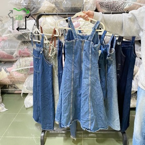 Jupe en jean d'occasion YIJIAYI avec ceinture pour femme, en polyester/coton, haute qualité, provenance Chine (premières villes) - Product Image 4