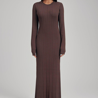 Nouveau design de gros Robe longue élégante en tricot côtelé à manches longues et col rond de couleur pure pour femmes