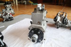 Bagger teile 4045T 4045D Motor Dieselkraftstoff-Einspritzpumpe RE568070 Re-568070 DE2435-6322 für John Deere Kraftstoff pumpe - Product Image 5