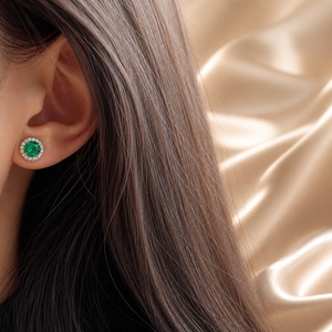 Pendientes de Oro Amarillo de 18K con Diamantes Naturales y Esmeraldas Xinfly, Diseño de Halo Radiante, Joyería Fina Elegante, Envío Inmediato, Unisex - Product Image 6