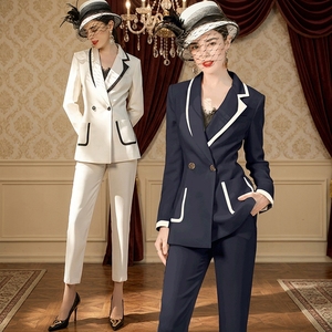 Costume deux pièces haut de gamme pour femmes, nouvelle mode, revers asymétrique, style dame de bureau, blazer et <span class=keywords><strong>pantalon</strong></span> avec décoration de boutons, vente en gros - Product Image 1