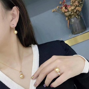 Nouvel ensemble de bijoux en argent pur S925 de New Bee, perle de 9 à 10 mm, comprenant des boucles d'oreilles et un collier en perles naturelles rondes et impeccables, et une bague - Product Image 3