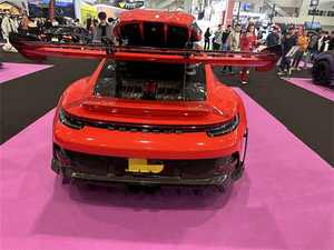 新しい炭素繊維ボディキットポルシェ911 992 GT3RSアップグレードフロントバンパーサイドスカートフェンダーフードトウフックカットアウト付き - Product Image 6