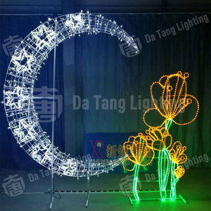 Grande sculpture LED en forme de croissant de lune et d'étoile pour le Ramadan, crée un repère festif pour les places de ville, les centres de villégiature et les événements de l'Aïd - Product Image 3