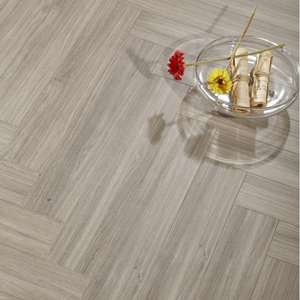 Vente en gros <span class=keywords><strong>Parquet</strong></span> <span class=keywords><strong>Stratifié</strong></span> Installation facile à cliquer pour un usage domestique intérieur avec assistance technique professionnelle - Product Image 4