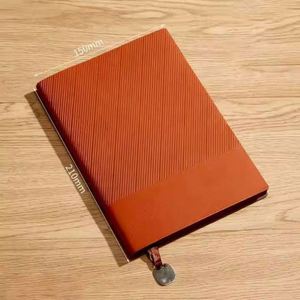 Libreta de Negocios A5 de Alta Gama, Personalizable con Logotipo y Colgante Metálico, Regalos Promocionales Personalizados - Product Image 5