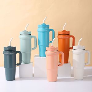 Bouteille de voyage isotherme à double paroi personnalisée en acier inoxydable avec paille et couvercle - Product Image 6