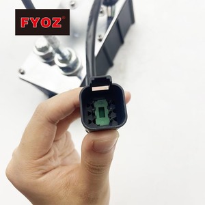 <span class=keywords><strong>Motor</strong></span> <span class=keywords><strong>Throttle</strong></span> 24V 21EN32200 untuk <span class=keywords><strong>Excavator</strong></span> <span class=keywords><strong>Hyundai</strong></span> R220-5 R120-5 R215-7 R130-5 R290-7 R320-7 Suku Cadang Pengganti - Product Image 3