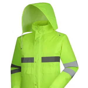 Pabrik memproduksi jas hujan tahan air seluruh tubuh hijau dan pakaian olahraga luar ruangan Reflektif SOLAS