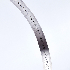 Regla recta de acero inoxidable de 40cm a doble escala, herramienta de medición de Metal duradera para la fabricación de papelería escolar y de oficina - Product Image 5