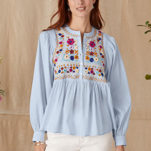 Blusa de Mujer OEM 2026 Primavera Verano, Ropa Femenina Personalizada, Informal, 100% Algodón, Cuello Redondo, Manga Farol, Bordada - Product Image 1