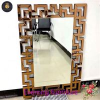 Miroir mural décoratif à la main en MDF classique Miroir mural en diamant écrasé Miroir mural en bois