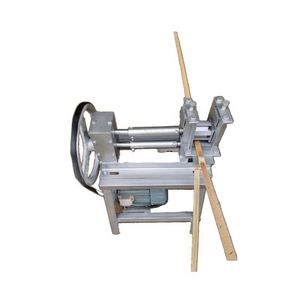 Máquina de Corte para Procesamiento de Bambú, Maquinaria para Trabajar la Madera con Motor de 0.25kW de Potencia para Abrir y Cortar Bambú - Fácil de Operar - Product Image 3