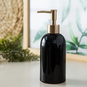 Luxury 250ml 300ml 500ml White <b>Black</b> Round Empty Conditioner <b>Shower</b> Gel Plastic Packaging Gold Pet Shampoo Pump Bottle - Product Image 2