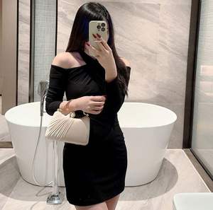 Nouveauté 2025 – Sacs de soirée pour femmes, sacs à main demi-lune écologiques en polyester Lei Wai <span class=keywords><strong>Hui</strong></span> pour mariages et événements – Vente en gros - Product Image 6