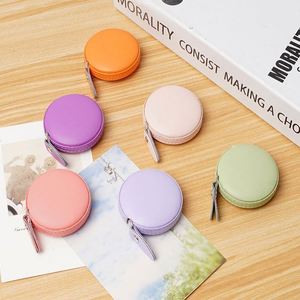 Mètre Ruban Rétractable en Cuir PU - Outil de Mesure Compact et Personnalisé avec Impression Sérigraphiée pour Artisans et Couturiers - Idéal comme Cadeau - Product Image 2