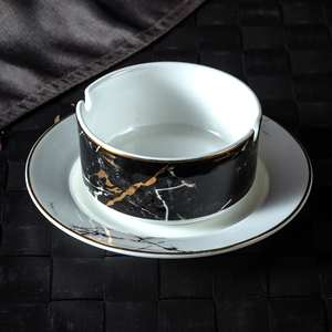 Offre Spéciale Porcelaine Coréenne <span class=keywords><strong>Vaisselle</strong></span> Blanc Et Noir <span class=keywords><strong>Vaisselle</strong></span> En Porcelaine de Marbre D'or De Luxe Ensemble de Dîner - Product Image 4