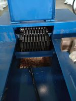 Machine à rainurer les palettes en bois, machine automatique de rainurage et de fraisage pour les panneaux de palettes