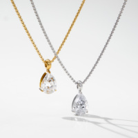 YF6403 Collar de Moda con Colgante de Lágrima de Circonita Cúbica y Cadena Fina de Acero Inoxidable Bañado en Oro de 18K para Mujer