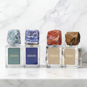 Flacone di Profumo in Vetro Trasparente Quadrato di Lusso da 50ml con Tappo in Pietra Naturale, Vendita all'Ingrosso Diretta dalla Fabbrica - Product Image 1