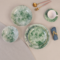 Service de table en céramique et grès à marque privée avec motif marbré vert, comprenant assiettes et bols, pour la maison et les marques OEM