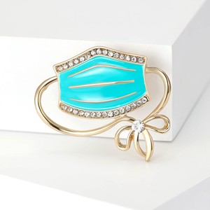 Broche Médico Estético de Esmalte para Máscara Facial, Broche Elegante de Enfermeira com Strass Transparente e Cristal, Joia de Presente - Product Image 4