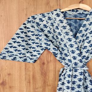 Bata Kimono de Algodón Azul de Tallas Grandes de Alta Calidad, Ropa de Estar con Estampado Floral Hecho a Mano, Disponible a Precio Mayorista - Product Image 6