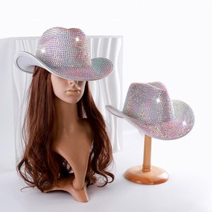 หมวกคาวบอยประดับเพชร AB สีสันสดใส หมวกทรงสูงทำจากผ้าสักหลาด สำหรับการแสดงบนเวที - Product Image 1